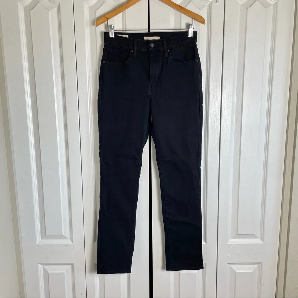 Levi’s Premium 724 High Rise Slim Straight Jeans Women’s 31 Black Stretch Chic - Picture 2 of 15